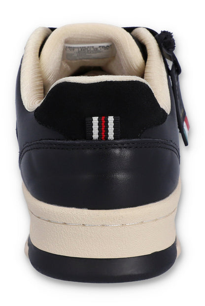 Black Rissmo Low Basketball Trainer - Black